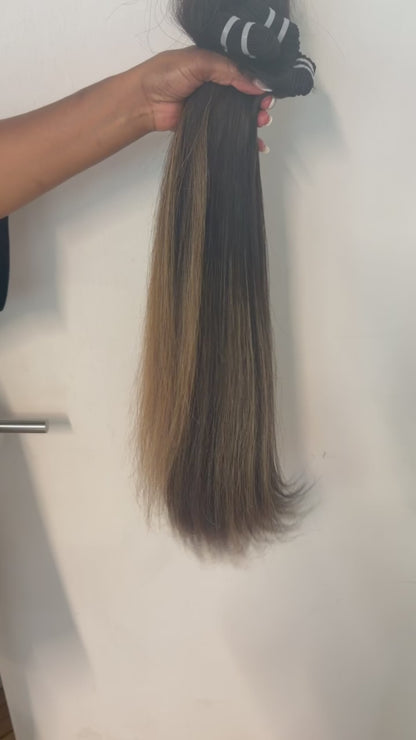 1B Blonde Multitonal Highlights - Colouring Service